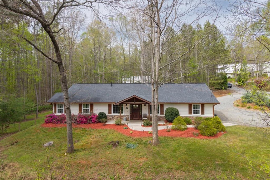 121 Willow Creek Lane, Ellijay GA 30536 - Photo