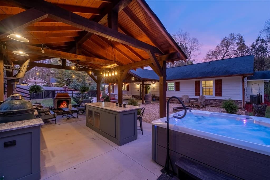 121 Willow Creek Lane, Ellijay GA 30536 - Photo