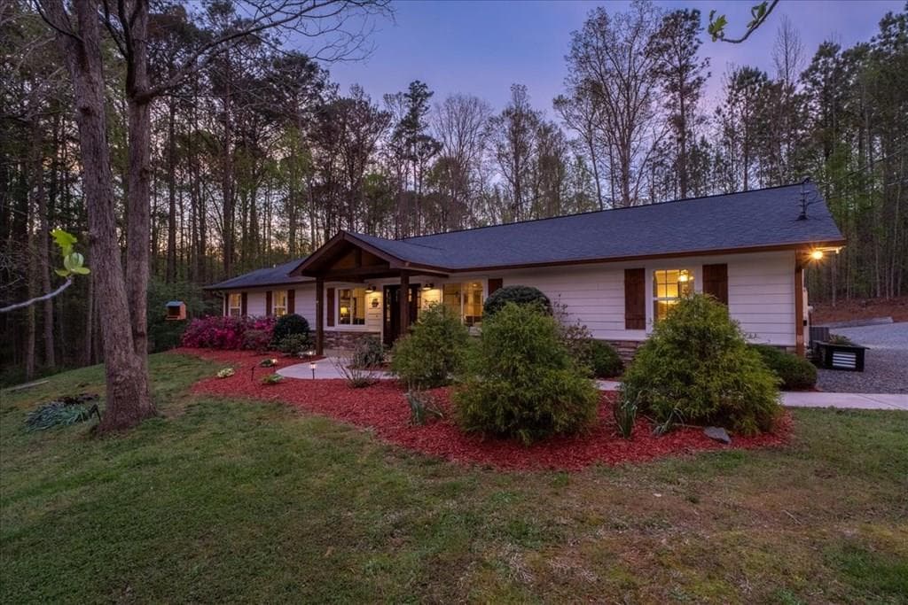 121 Willow Creek Lane, Ellijay GA 30536 - Primary photo
