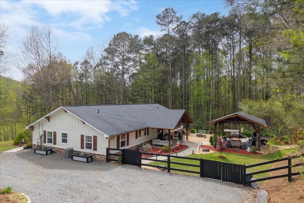 121 Willow Creek Lane, Ellijay GA 30536 - Photo