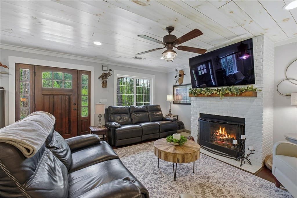 121 Willow Creek Lane, Ellijay GA 30536 - Photo