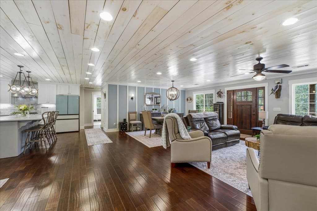 121 Willow Creek Lane, Ellijay GA 30536 - Photo