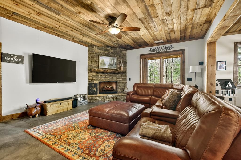 366 Shepherds Way, Morganton GA 30560 - Photo