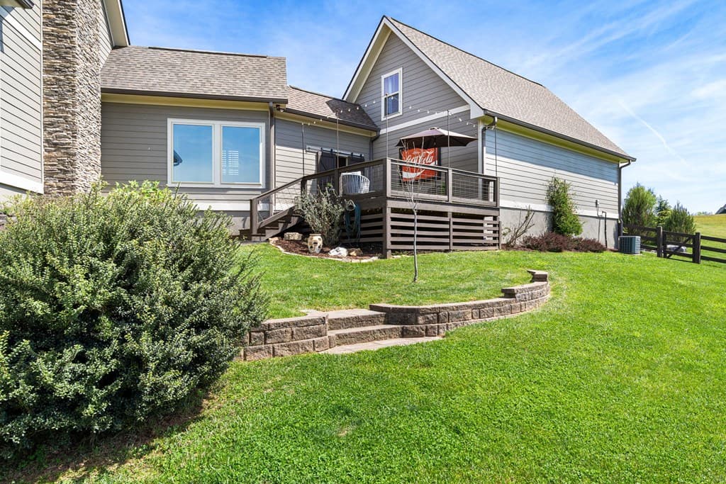 69 Lyndhurst Lane, Young Harris GA 30582 - Photo