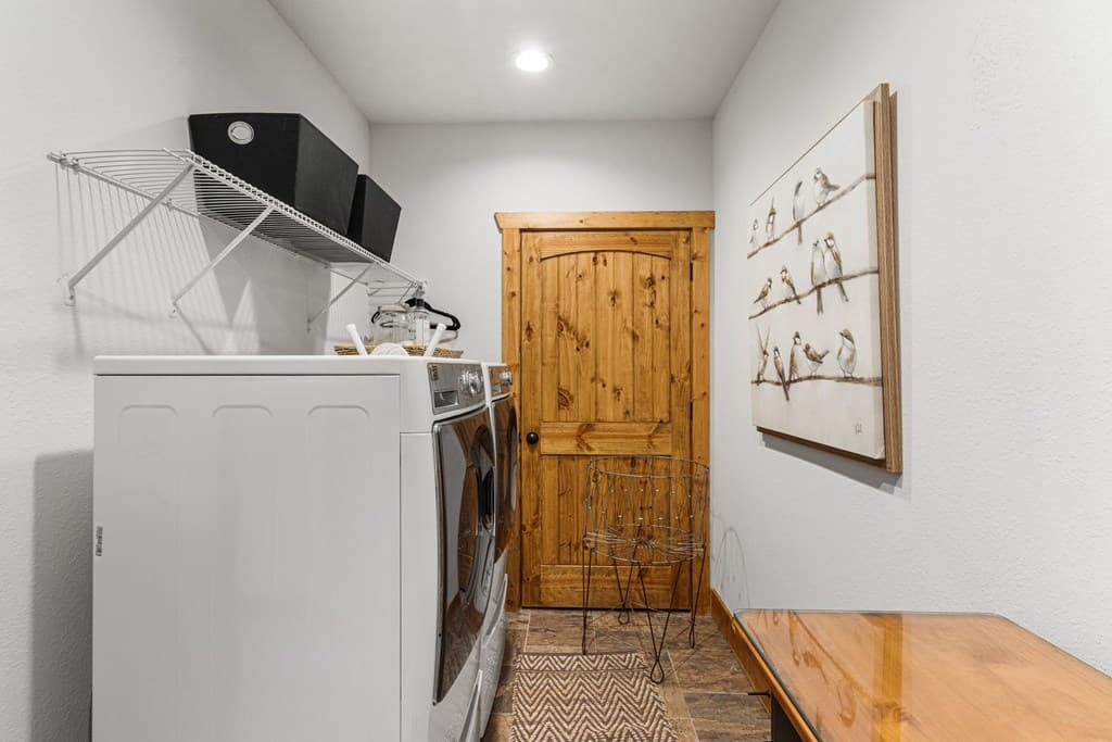 69 Lyndhurst Lane, Young Harris GA 30582 - Photo