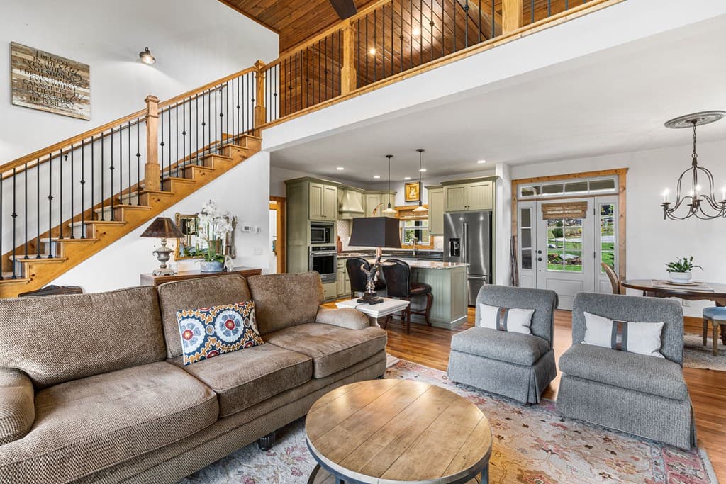 69 Lyndhurst Lane, Young Harris GA 30582 - Photo