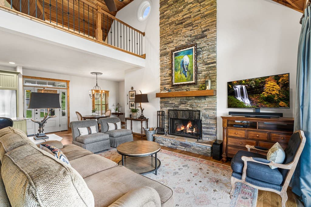 69 Lyndhurst Lane, Young Harris GA 30582 - Photo