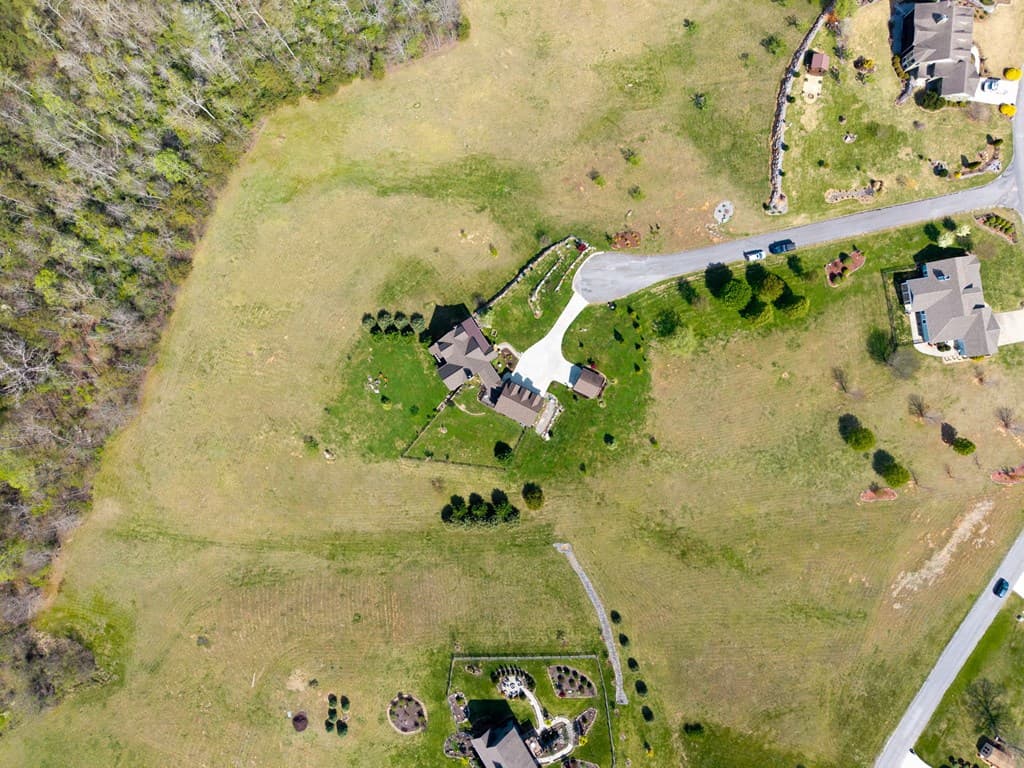 69 Lyndhurst Lane, Young Harris GA 30582 - Photo