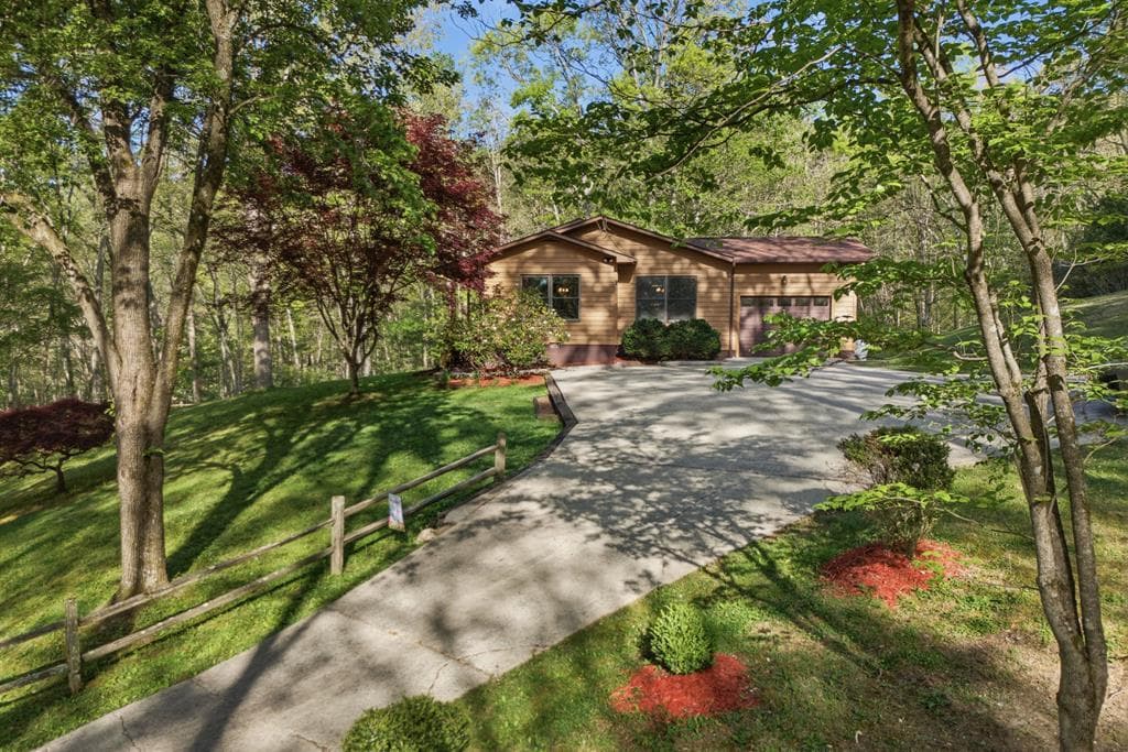 273 Cox Lane, Hayesville NC 28904 - Photo