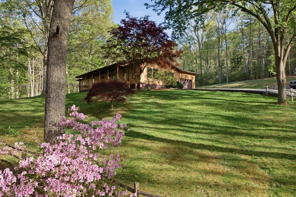 273 Cox Lane, Hayesville NC 28904 - Primary photo
