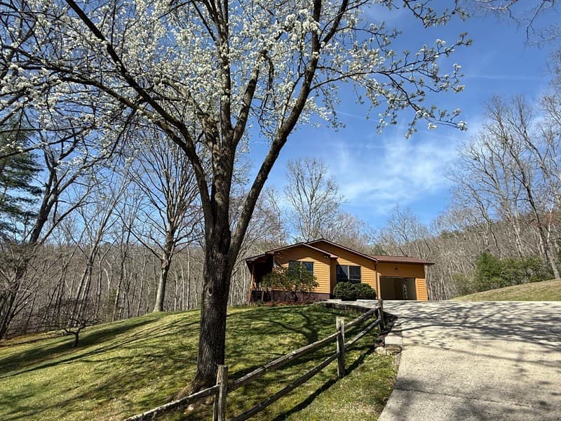 273 Cox Lane, Hayesville NC 28904 - Photo
