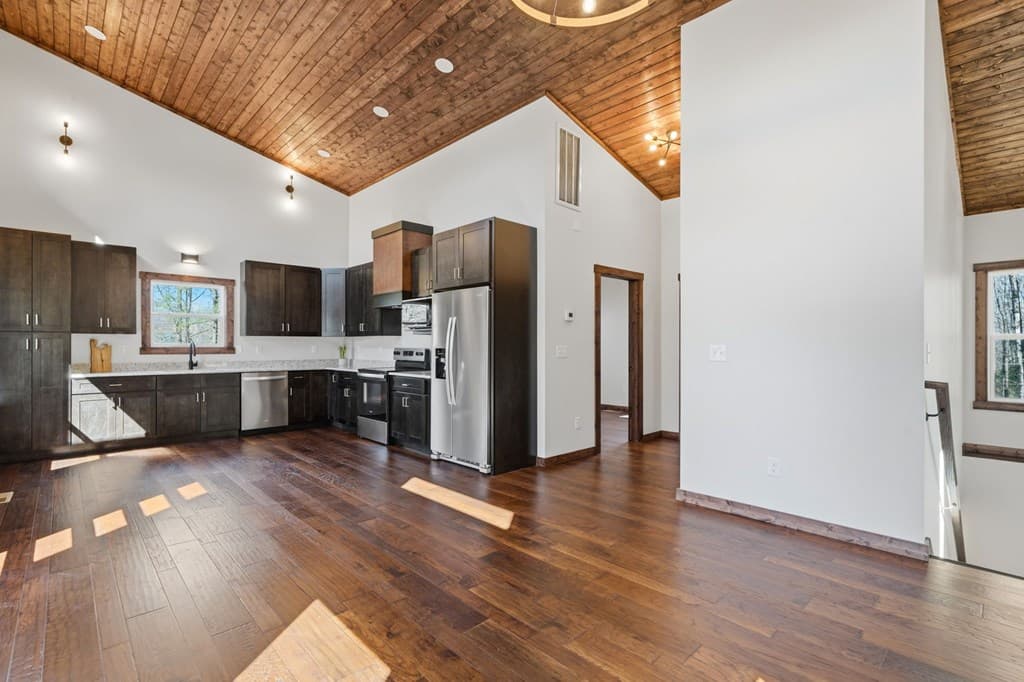 890 Joliet Drive, Ellijay GA 30540 - Photo
