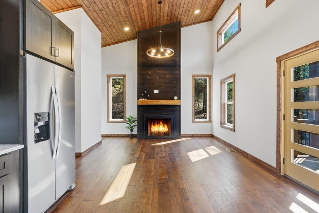 890 Joliet Drive, Ellijay GA 30540 - Photo