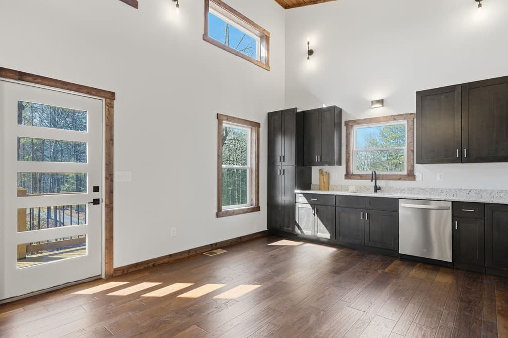 890 Joliet Drive, Ellijay GA 30540 - Photo