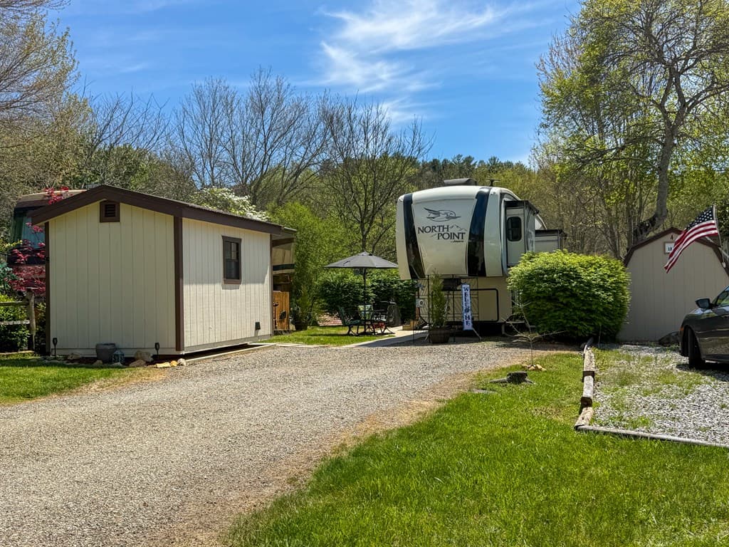 115 Apache Bend Road, Blairsville GA 30512 - Photo