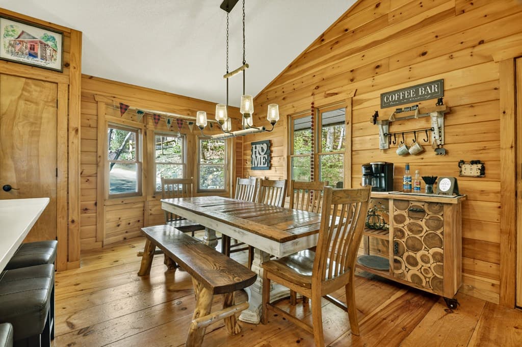 1831 Walnut Ridge, Ellijay GA 30536 - Photo