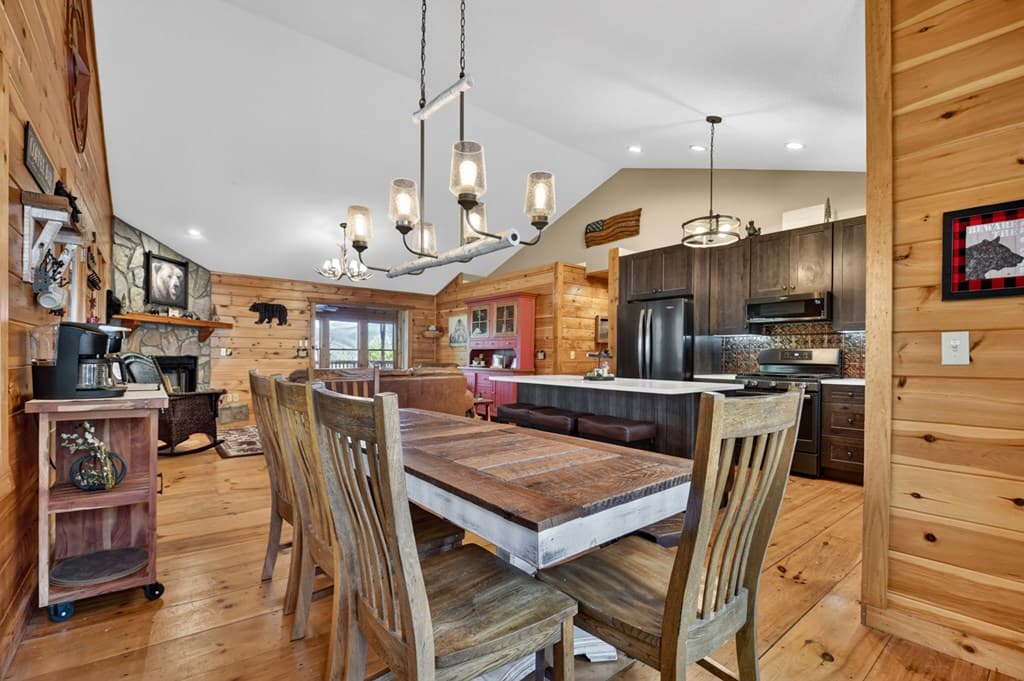 1831 Walnut Ridge, Ellijay GA 30536 - Photo