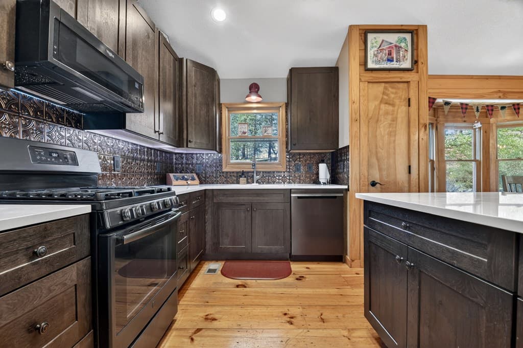 1831 Walnut Ridge, Ellijay GA 30536 - Photo