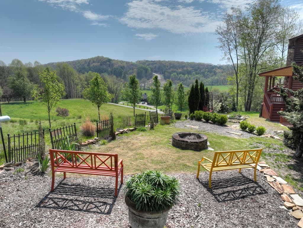 256 Bailey Farm Lane, Mineral Bluff GA 30559 - Photo