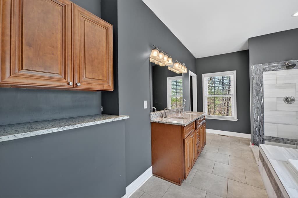 1073 Old Burnt Mountain Road, Ellijay GA 30536 - Photo