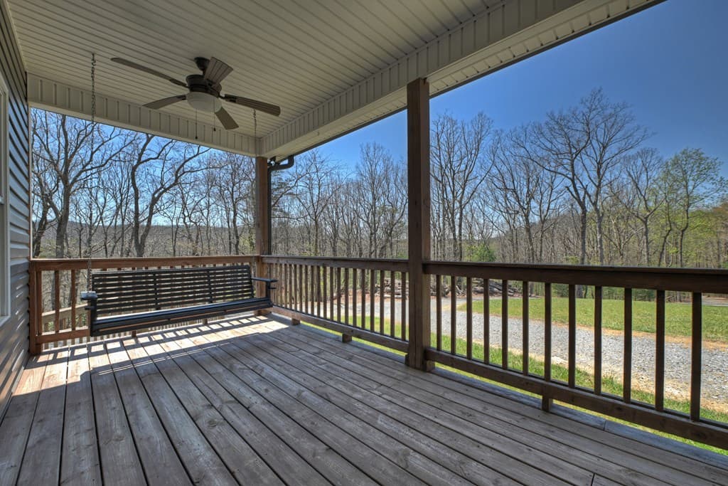 1073 Old Burnt Mountain Road, Ellijay GA 30536 - Photo