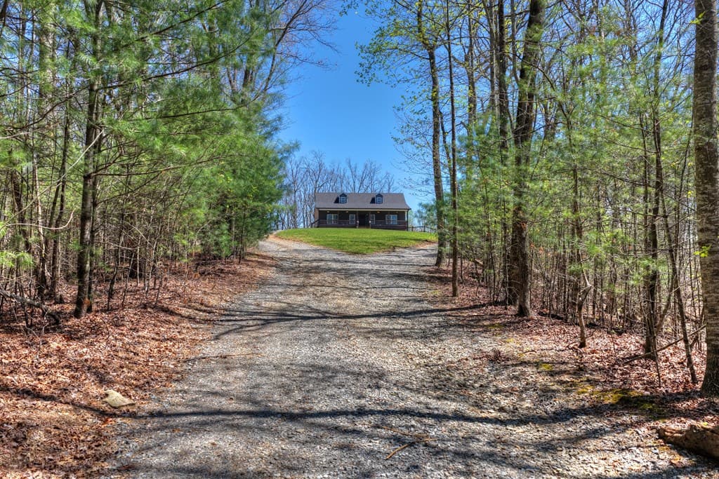 1073 Old Burnt Mountain Road, Ellijay GA 30536 - Photo