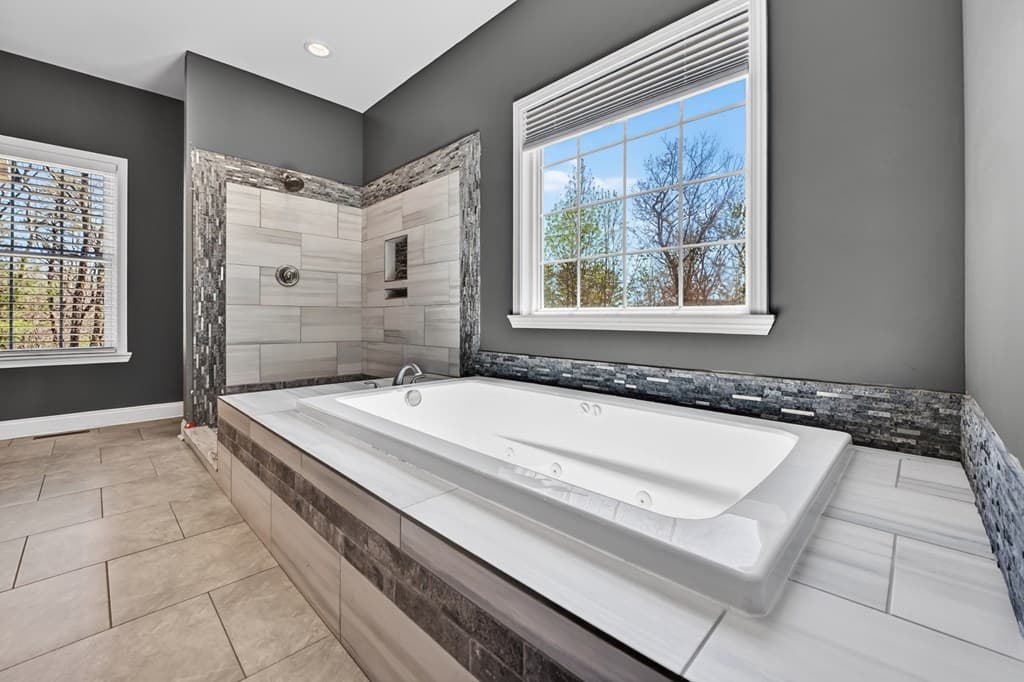 1073 Old Burnt Mountain Road, Ellijay GA 30536 - Photo