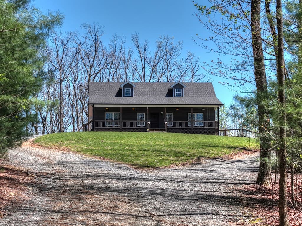 1073 Old Burnt Mountain Road, Ellijay GA 30536 - Photo