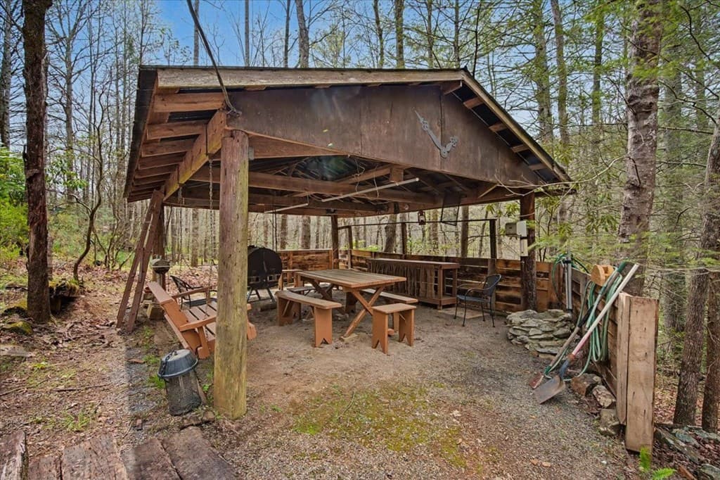 68 Hawk Lane, Ellijay GA 30540 - Photo
