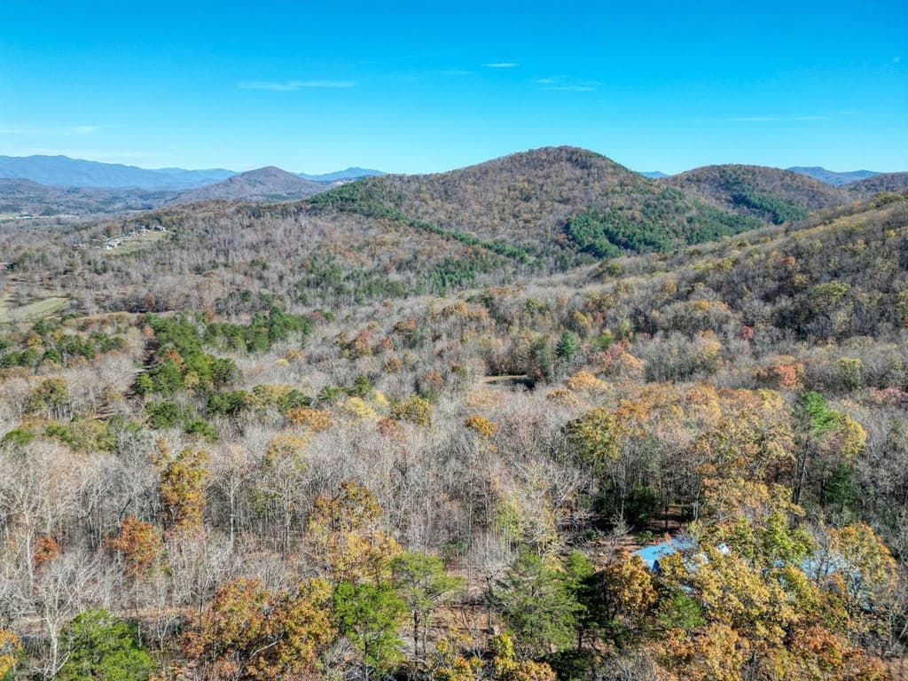 57.59 Winchester Creek, Young Harris GA 30582 - Photo