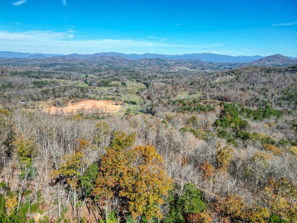57.59 Winchester Creek, Young Harris GA 30582 - Photo