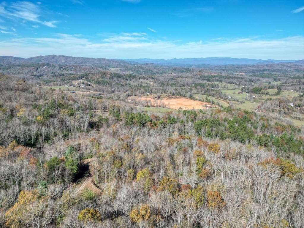 57.59 Winchester Creek, Young Harris GA 30582 - Photo