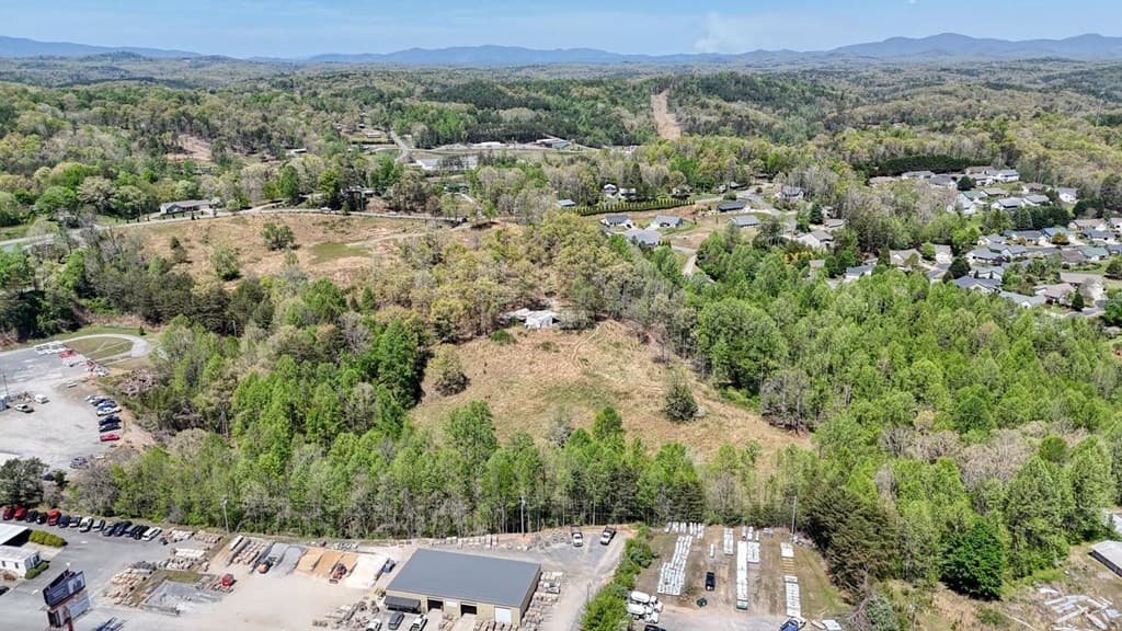 641 Windy Ridge Road, Blue Ridge GA 30513 - Photo