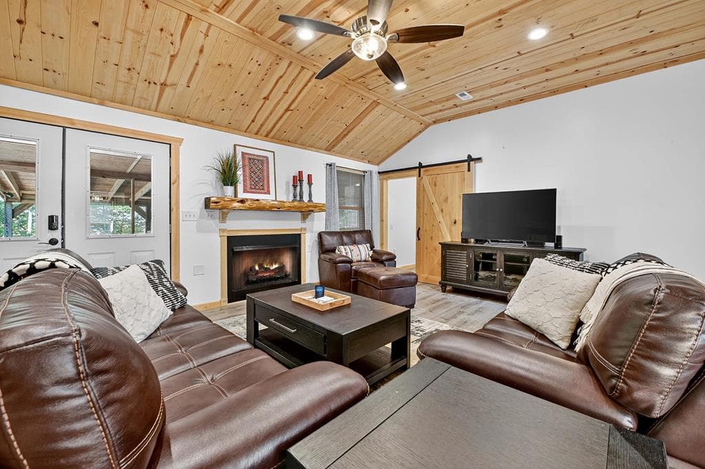 505 Old Salem Road, Mineral Bluff GA 30559 - Photo