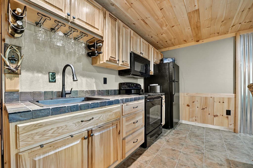 505 Old Salem Road, Mineral Bluff GA 30559 - Photo