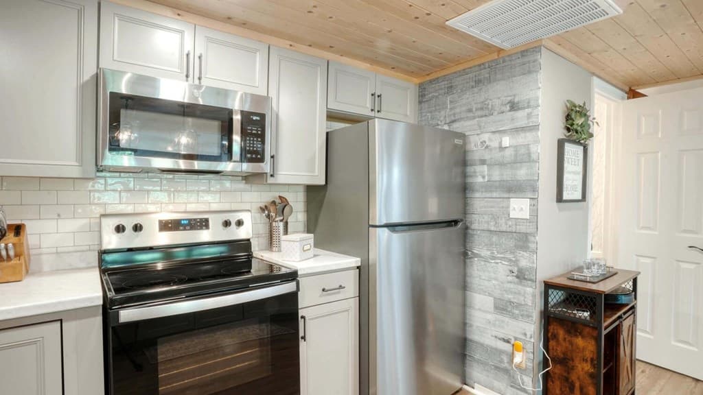 1710 B Summit Trail, Hiawassee GA 30546 - Photo