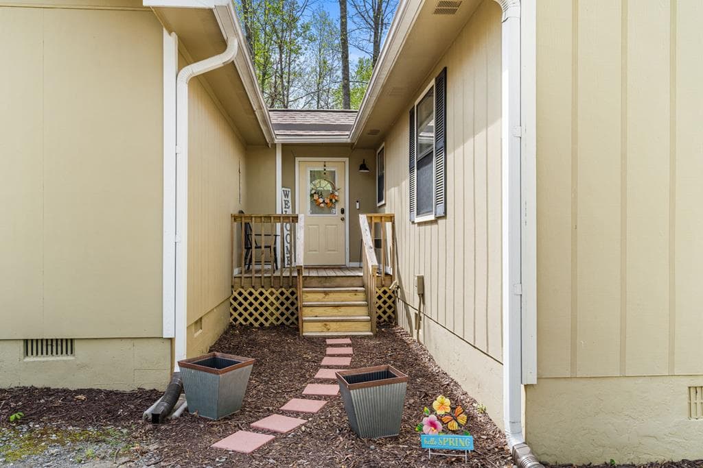 122 Penland Indian Trail, Hayesville NC 28904 - Photo