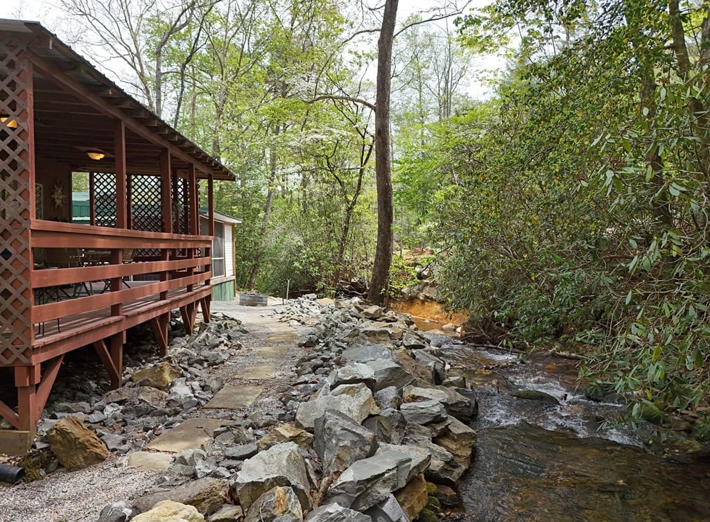1091 Creekside Drive, Hiawassee GA 30546 - Photo