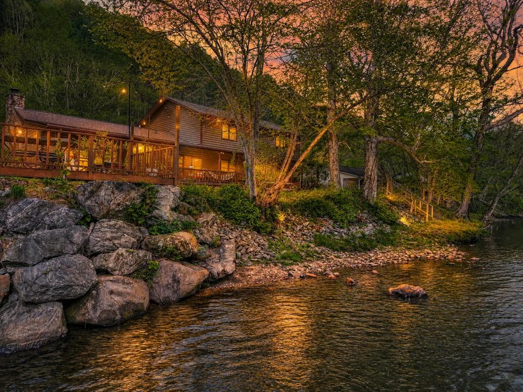 1908 Riverside Drive, Hiawassee GA 30546 - Photo