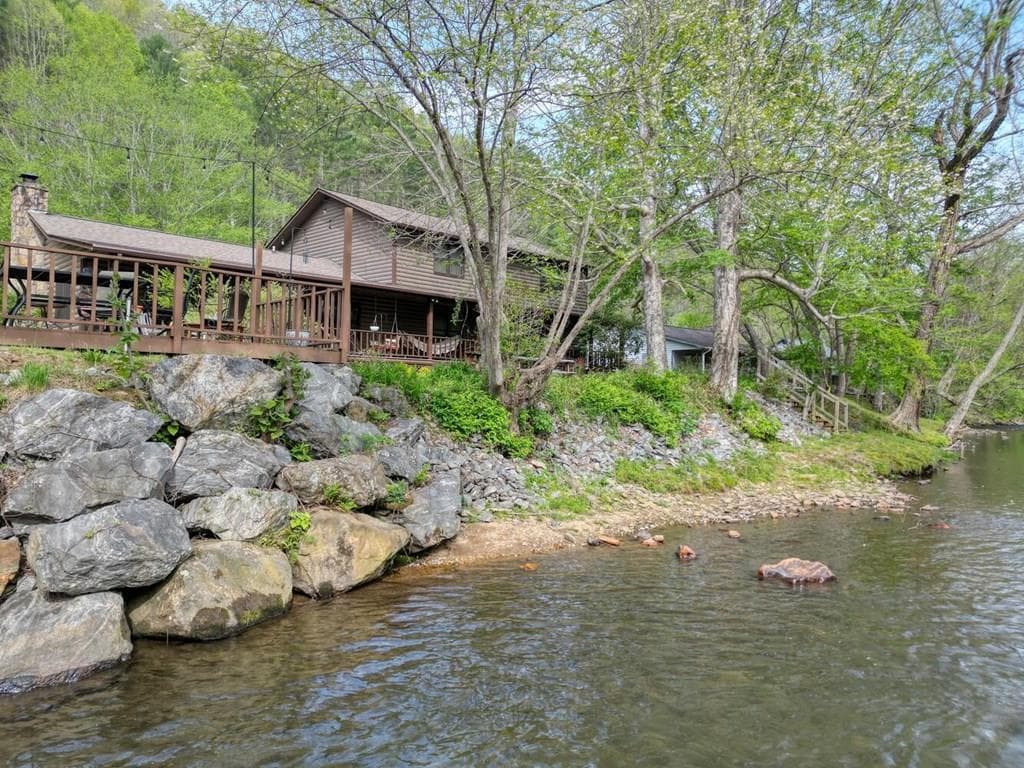 1908 Riverside Drive, Hiawassee GA 30546 - Photo
