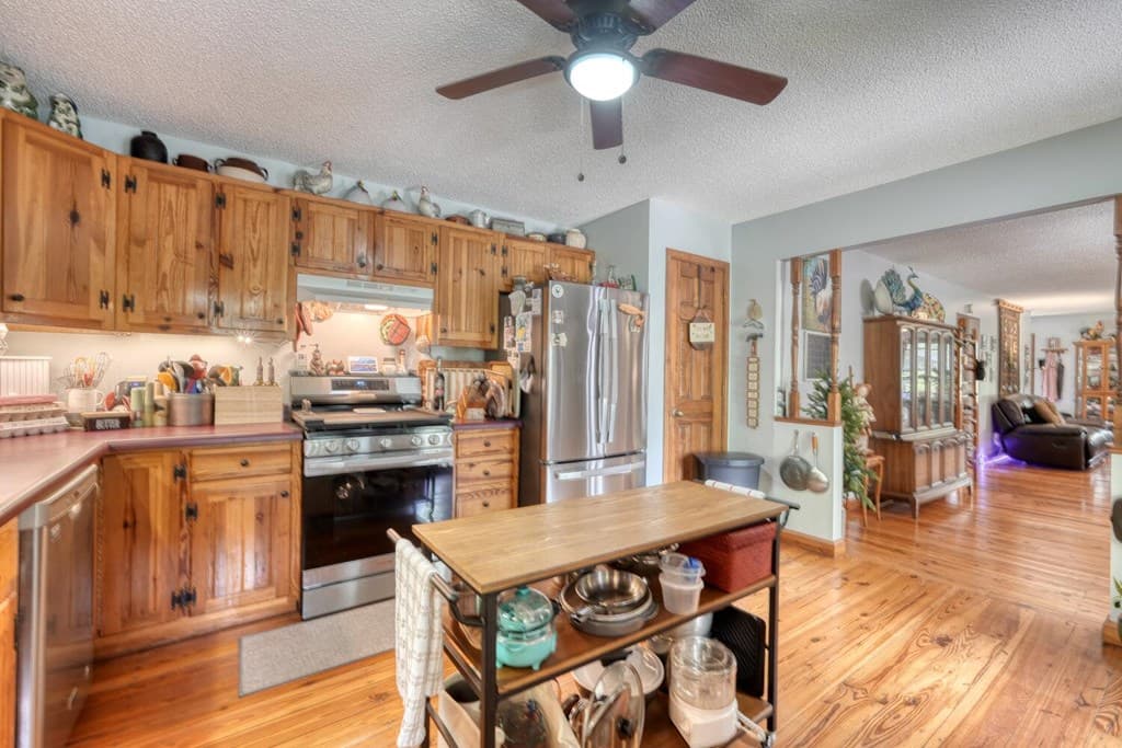 1908 Riverside Drive, Hiawassee GA 30546 - Photo