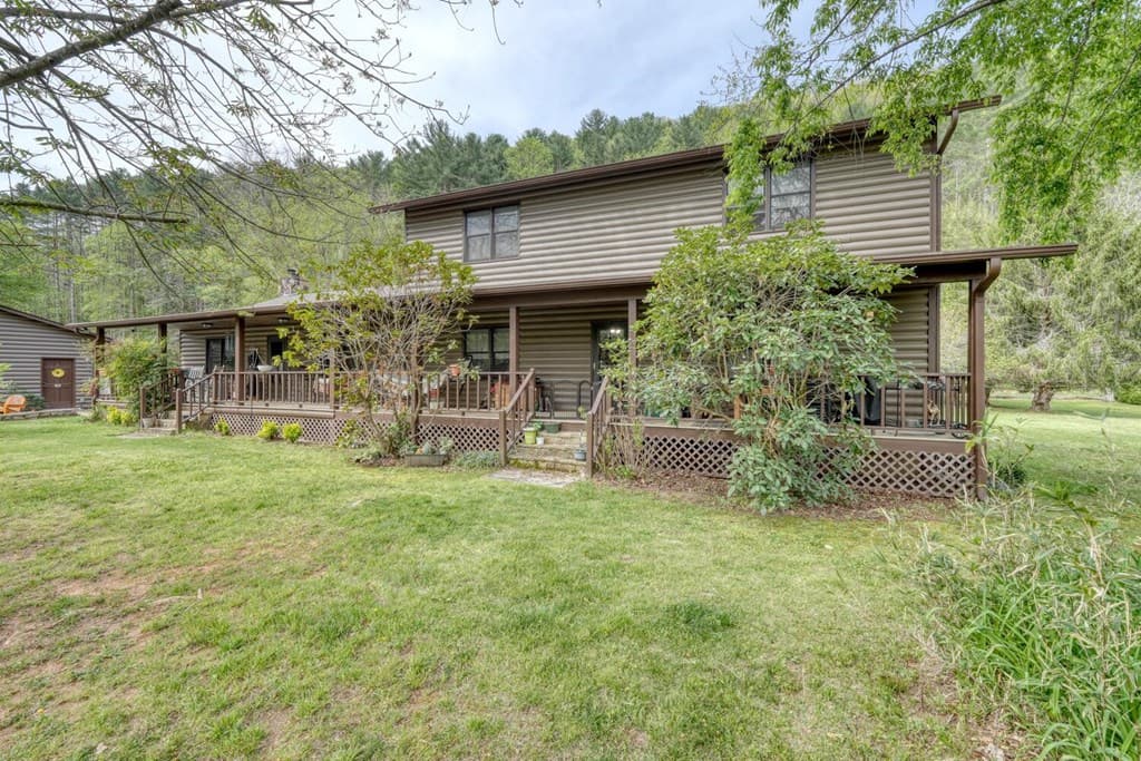 1908 Riverside Drive, Hiawassee GA 30546 - Photo