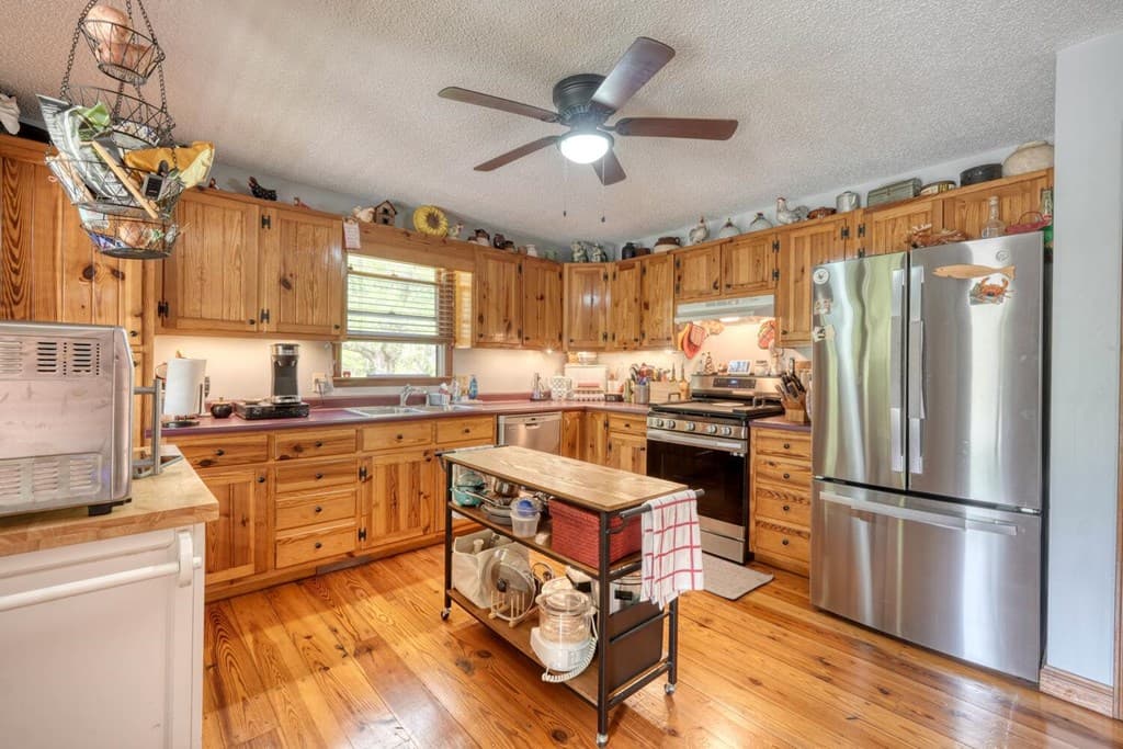 1908 Riverside Drive, Hiawassee GA 30546 - Photo