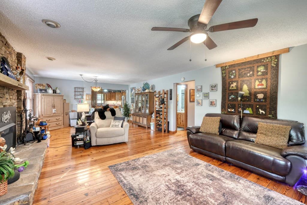 1908 Riverside Drive, Hiawassee GA 30546 - Photo