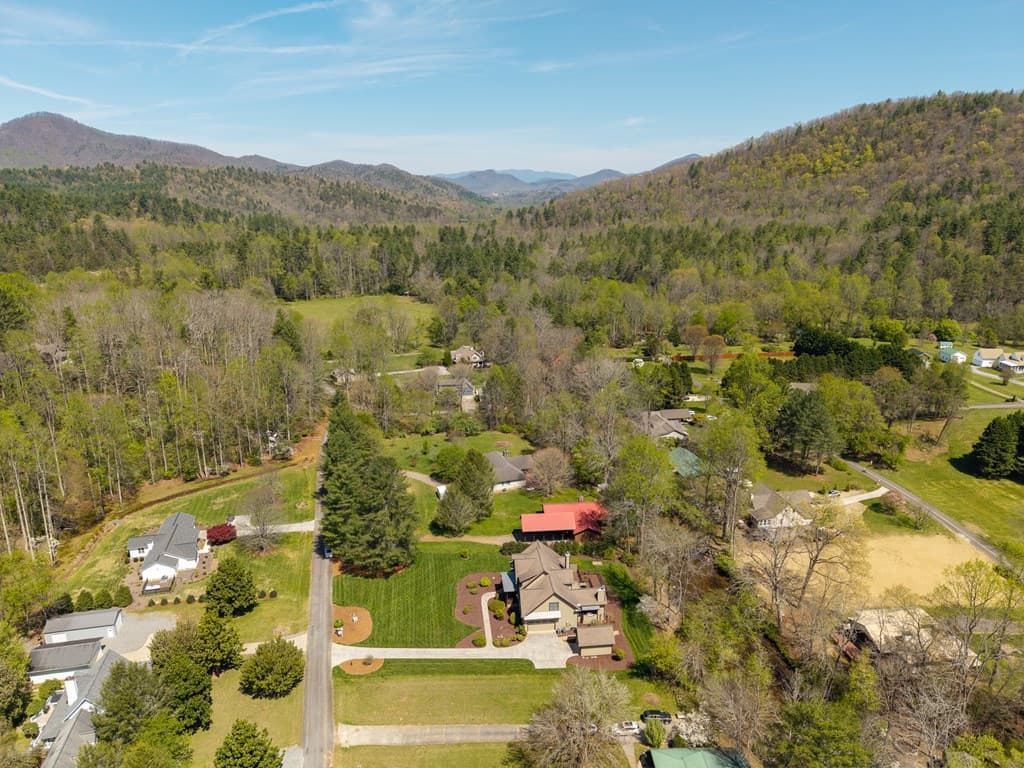 2171 Big Pine Drive, Hiawassee GA 30546 - Photo