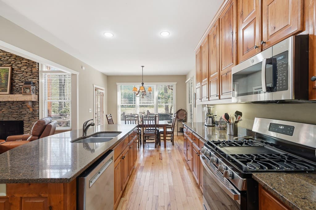 2171 Big Pine Drive, Hiawassee GA 30546 - Photo
