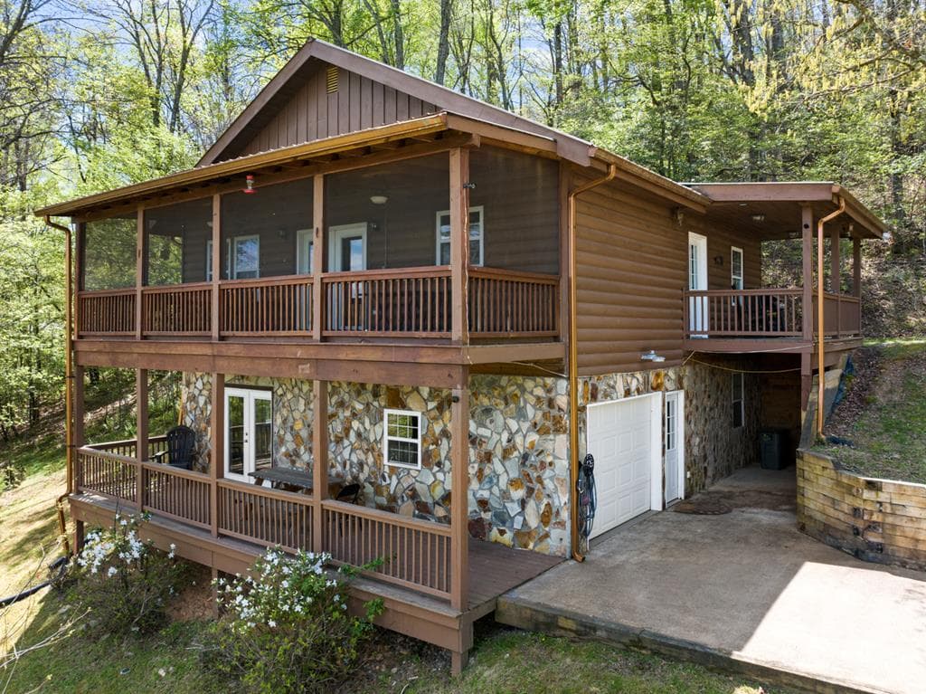 152 Cowboy Way, Mineral Bluff GA 30559 - Photo
