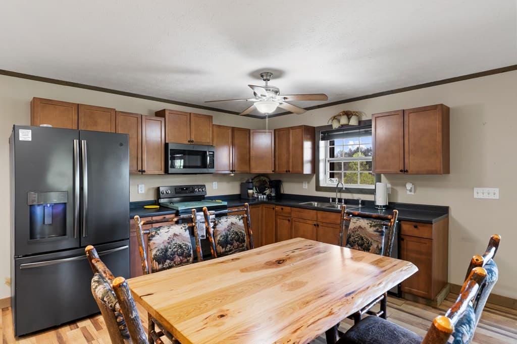 152 Cowboy Way, Mineral Bluff GA 30559 - Photo