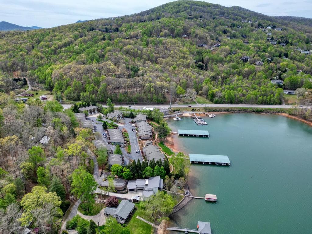 1401 Lakeside Rd., Hiawassee GA 30546 - Photo