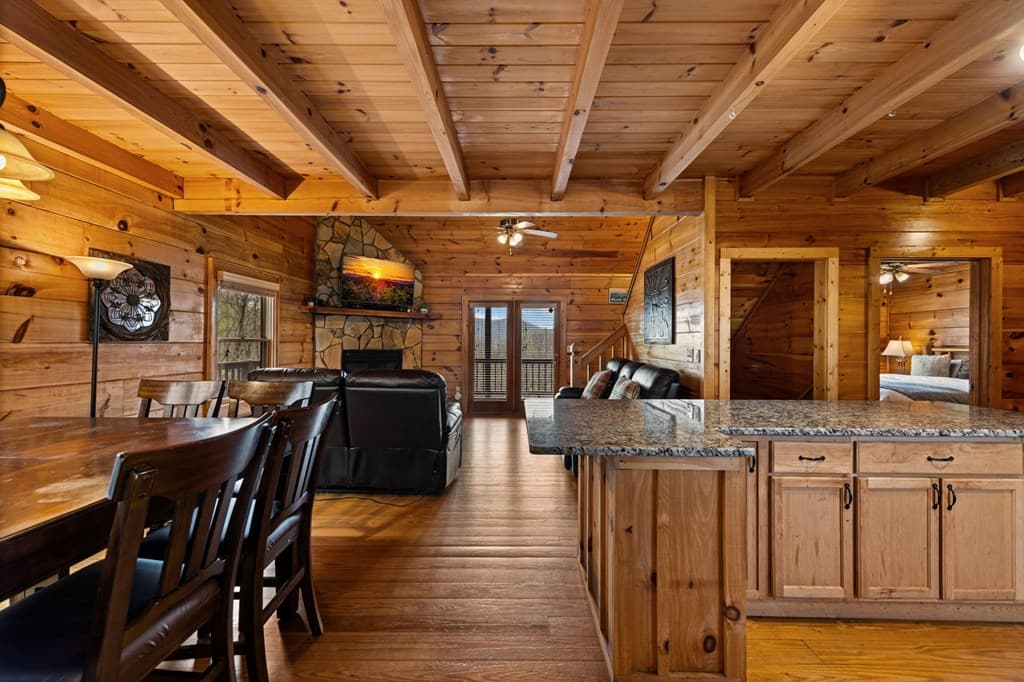 890 Brittney Drive, Blue Ridge GA 30513 - Photo